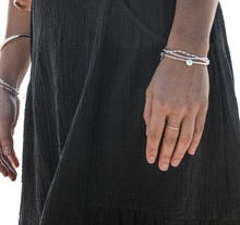 Load image into Gallery viewer, Petals Australia Love Letter C